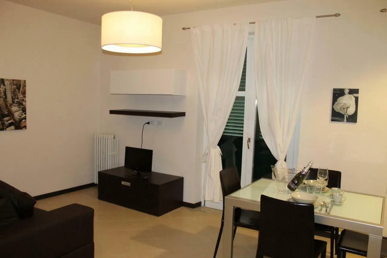 Residence Buelli E Dintorni Sarnico Italy